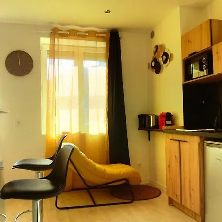 Citizenhouse - Gare 瓦朗西纳